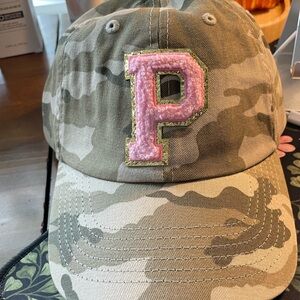 Pittsburgh pirates women’s camo cap OS